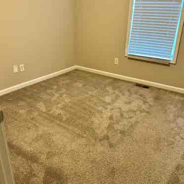 Unfurnished room for rent