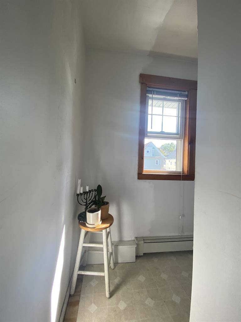 [Sublease] Affordable room for rent