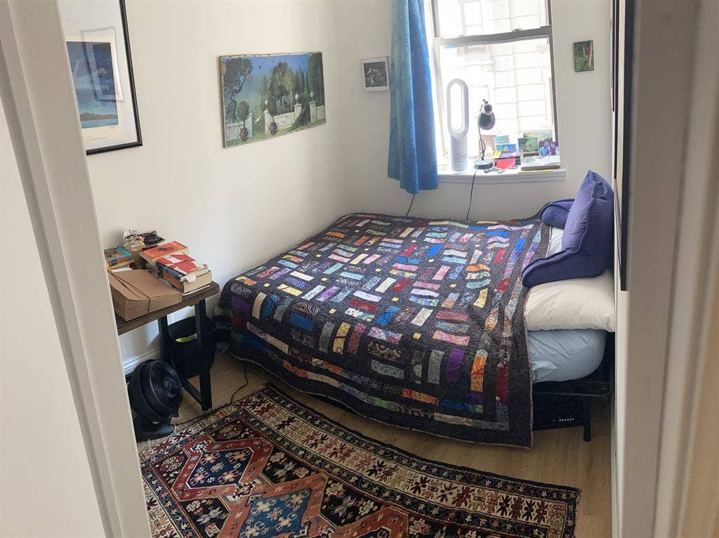 Midtown Sublet October