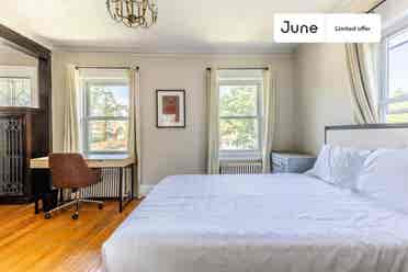 9 BR in Boston