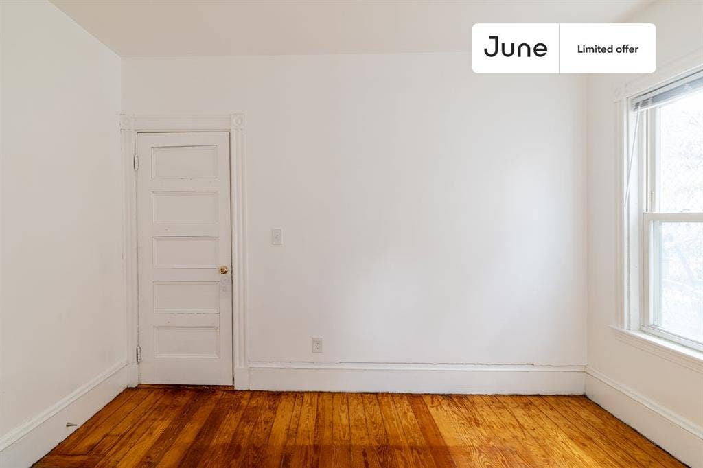 4 BR in Boston