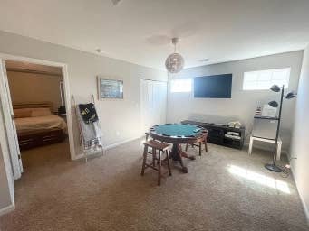 Renting room in west columbia