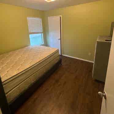 Room for rent near IAH