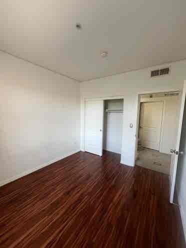 Two Bed 1 Bath shared near DTLA