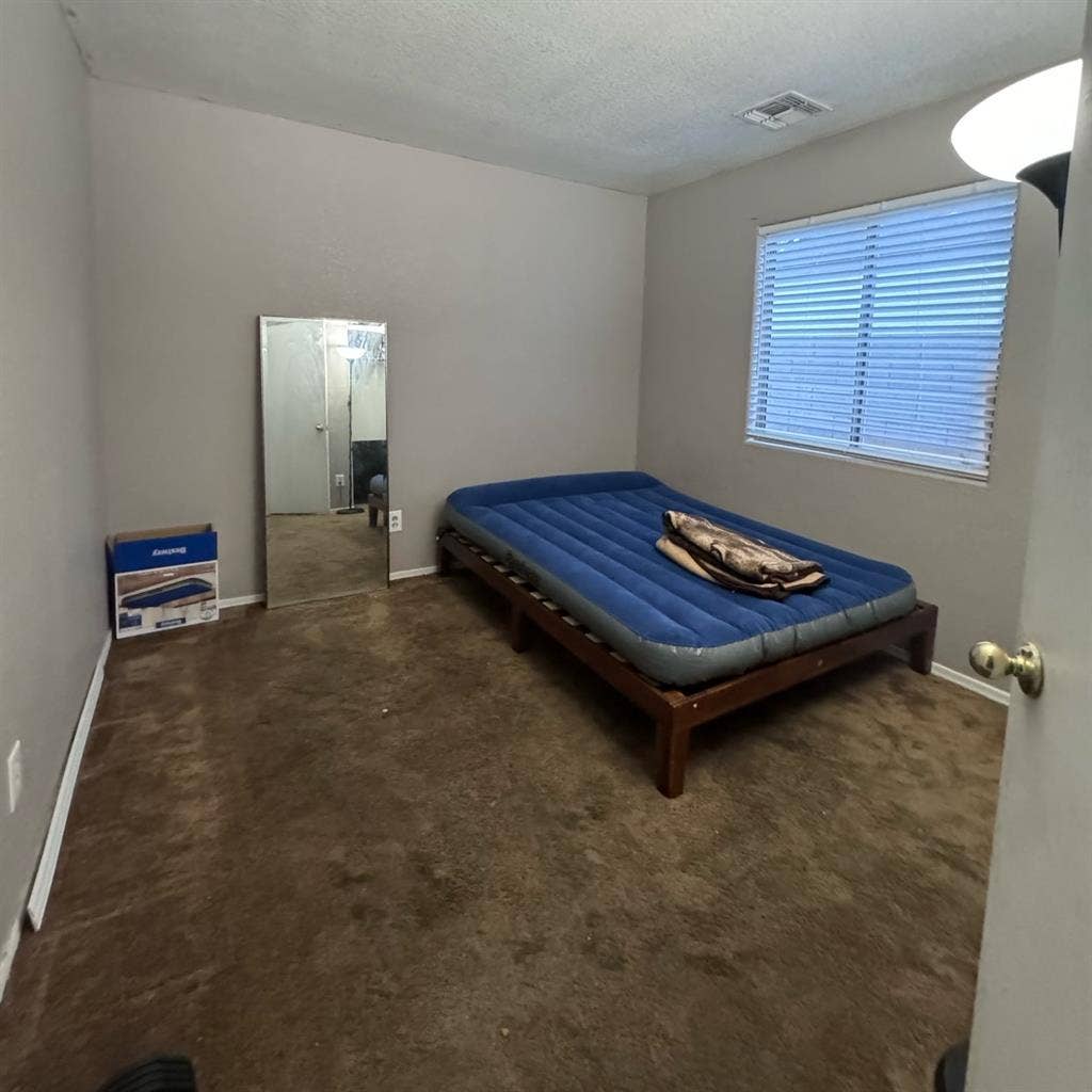 Renting a room in South
 Phoenix