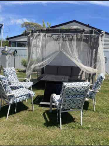 Fully furniture room