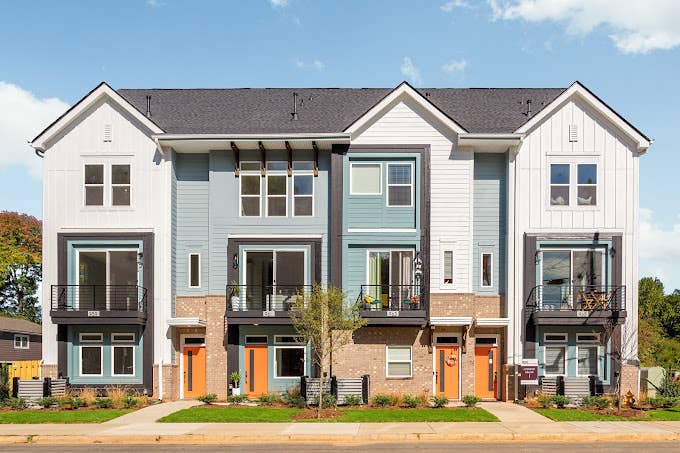 Bedroom for Rent in NODA Townhome