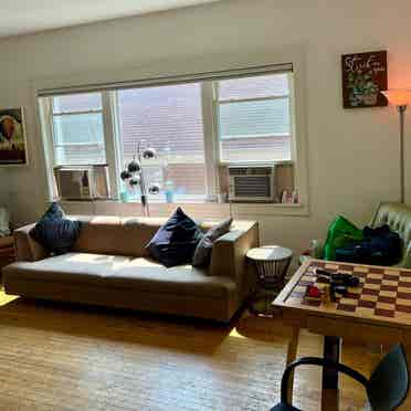 4 Rooms for rent in chicago