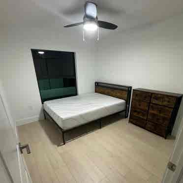 Furnished room ready all included