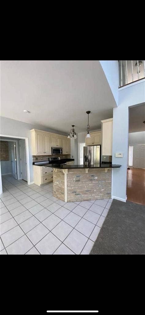 Roommate Needed in House