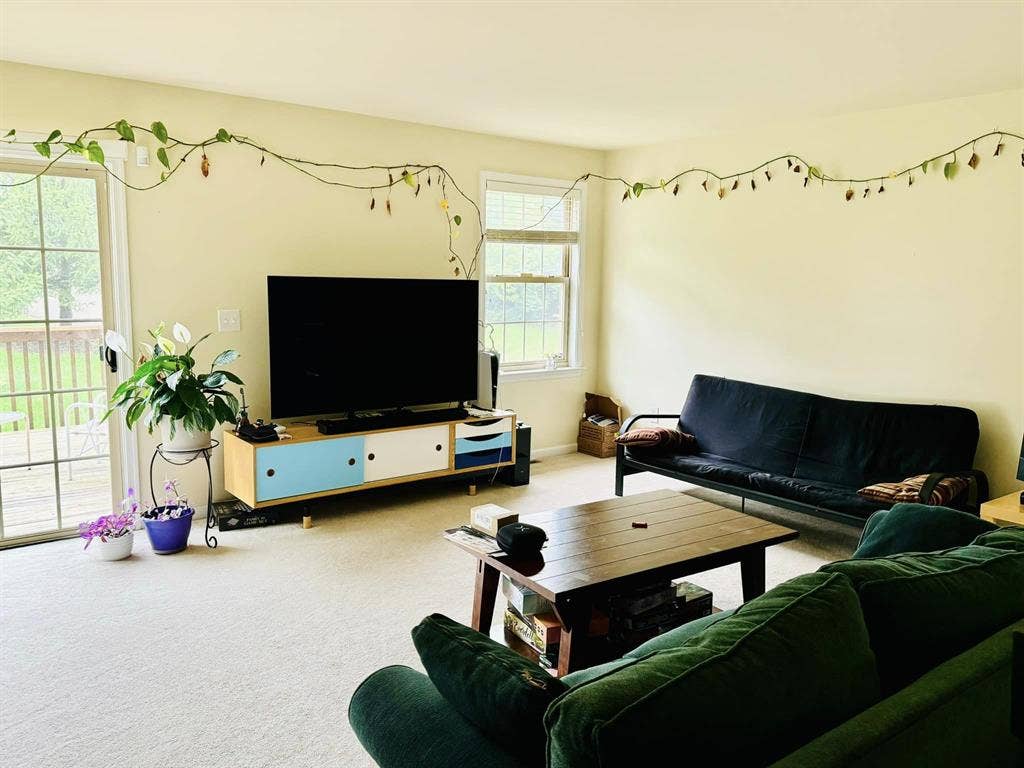 Looking to sublease my Shared Room