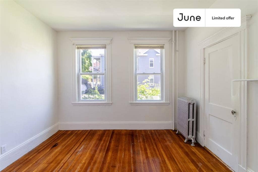 5 BR in Boston