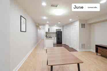 2 BR in Washington DC