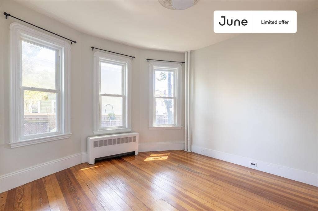 4 BR in Boston