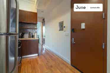 3 BR in New York City