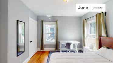 7 BR in Boston