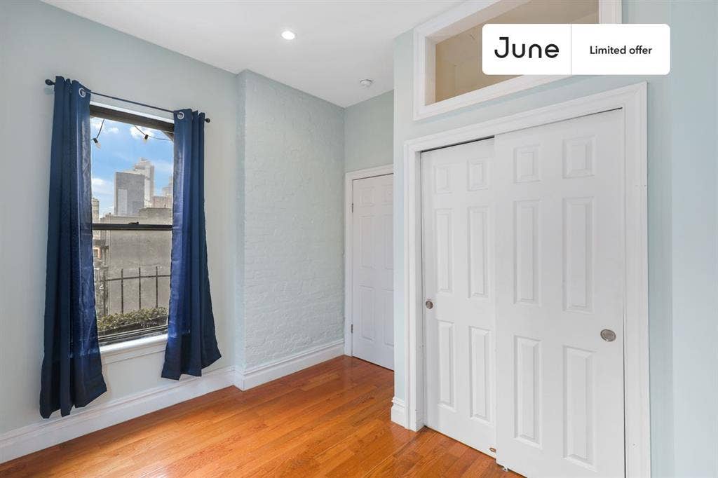 2 BR in New York City