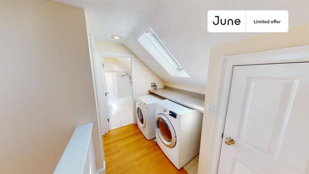 6 BR in Boston