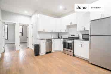 4 BR in New York City