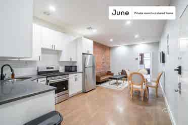 4 BR in New York City