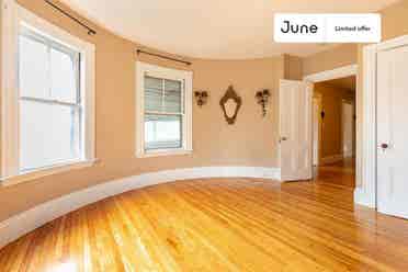 6 BR in Boston