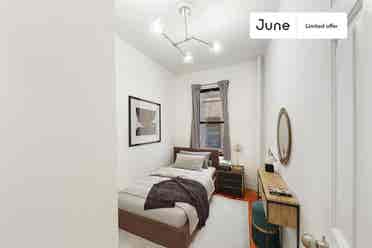 3 BR in New York City