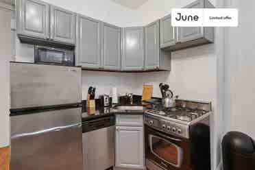 2 BR in New York City