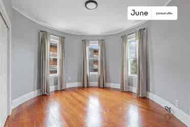 4 BR in Boston