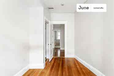 4 BR in Boston