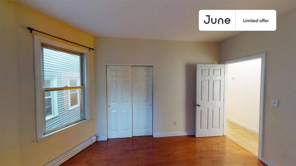 4 BR in Boston