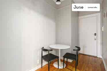 2 BR in New York City