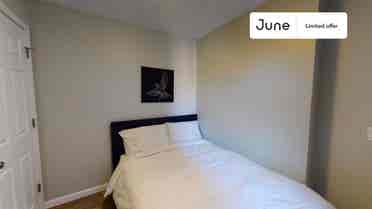 3 BR in Boston