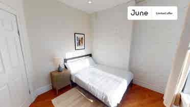 2 BR in New York City