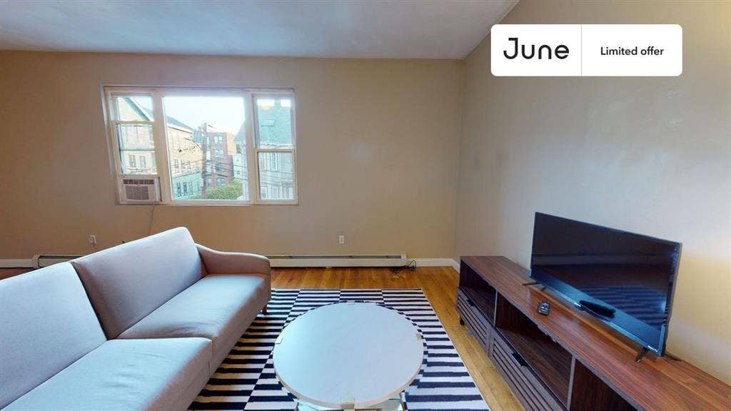 4 BR in Boston