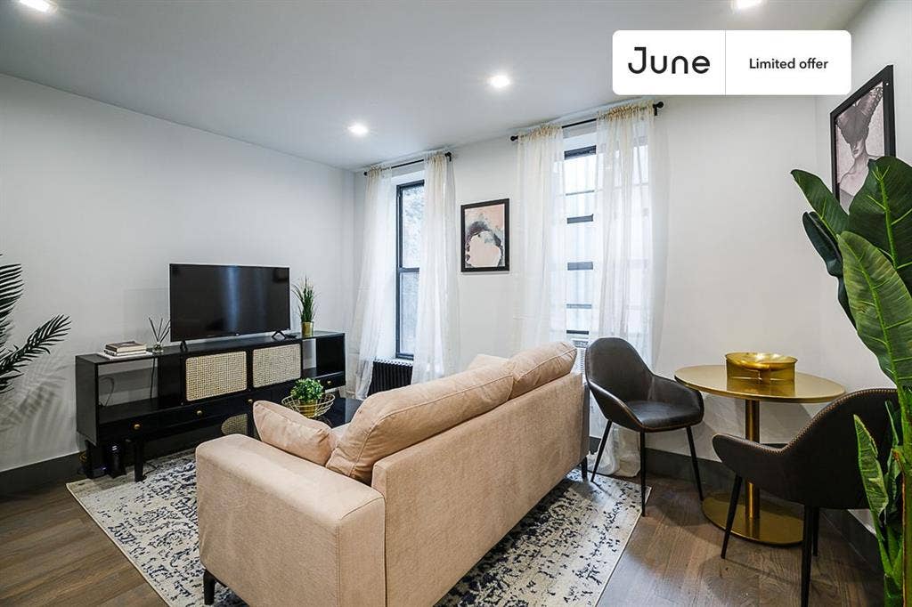 3 BR in New York City