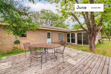 4 BR in Austin