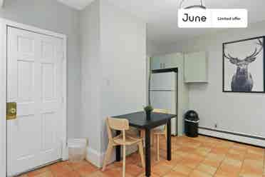 4 BR in Boston