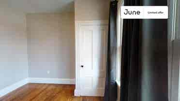 4 BR in Boston