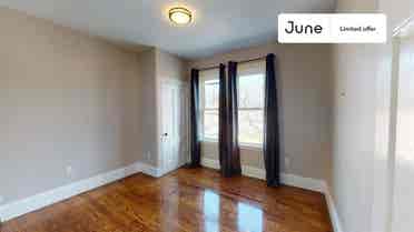 4 BR in Boston