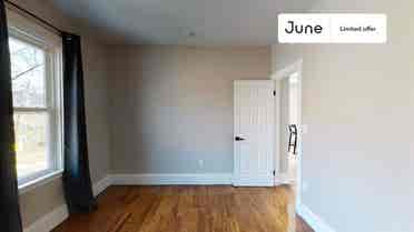 4 BR in Boston