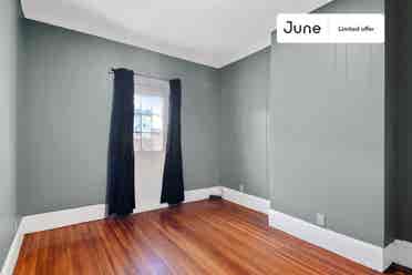 7 BR in Boston