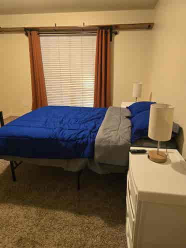 Furnished room close to Seaworld