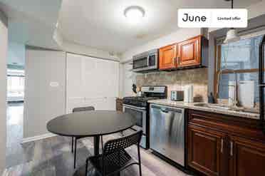 3 BR in Chicago