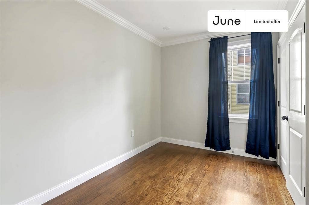 4 BR in Boston