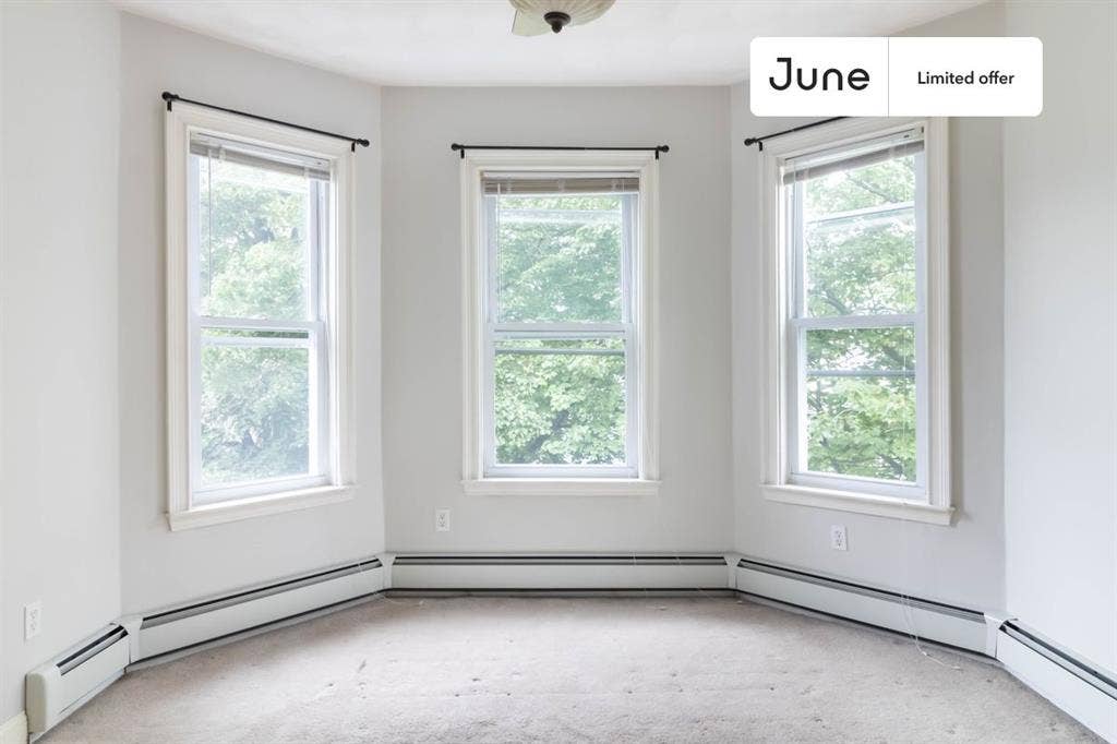 3 BR in Boston