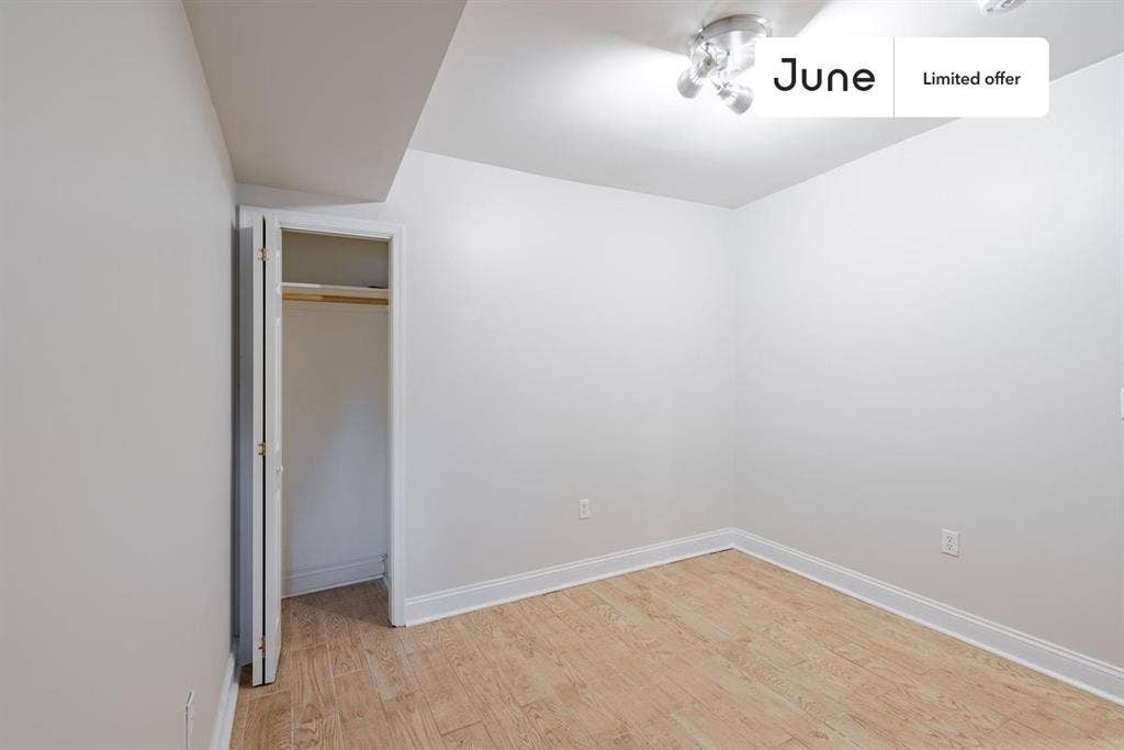 2 BR in Washington DC