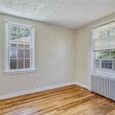 Room for Rent - Manchester CT