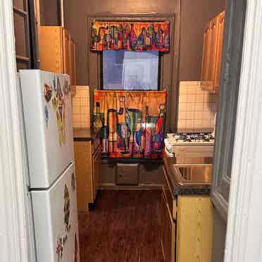 Master 
room available in the Bronx