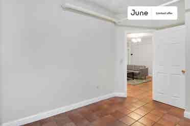 4 BR in Boston