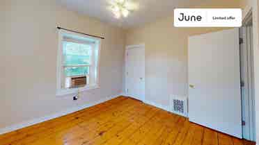 2 BR in Boston